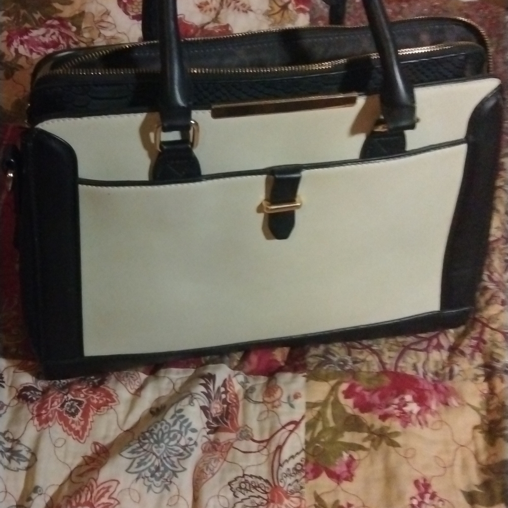Madison west large tote